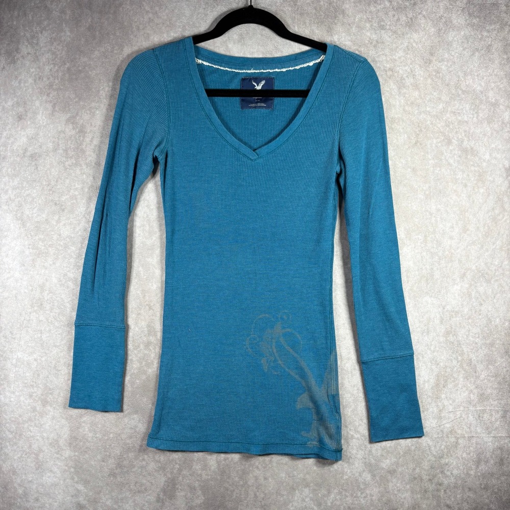 American Eagle y2k Top Women Medium Teal Blue Long Sleeve Ribbed V-Neck Graphic